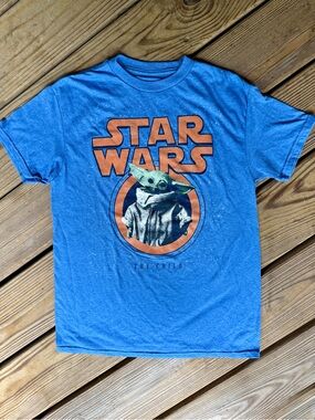 Star Wars The Mandalorian Grogu Graphic Tee Kids Large 10 12 Baby Yoda Blue